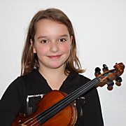 Emma Bellova, Violine
